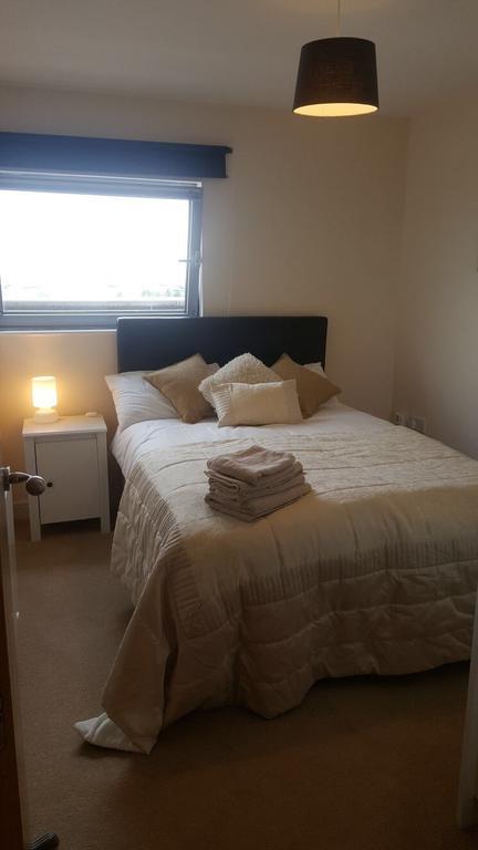 Sky Night Serviced Apartments Кардифф Экстерьер фото