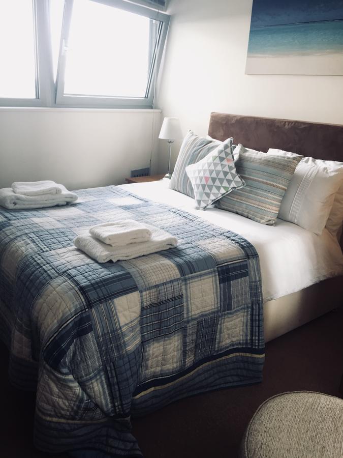 Sky Night Serviced Apartments Кардифф Экстерьер фото